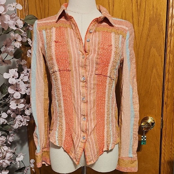 Anthropologie Tops - Anthropologie Maeve Shimmer Stripe Button Down Top